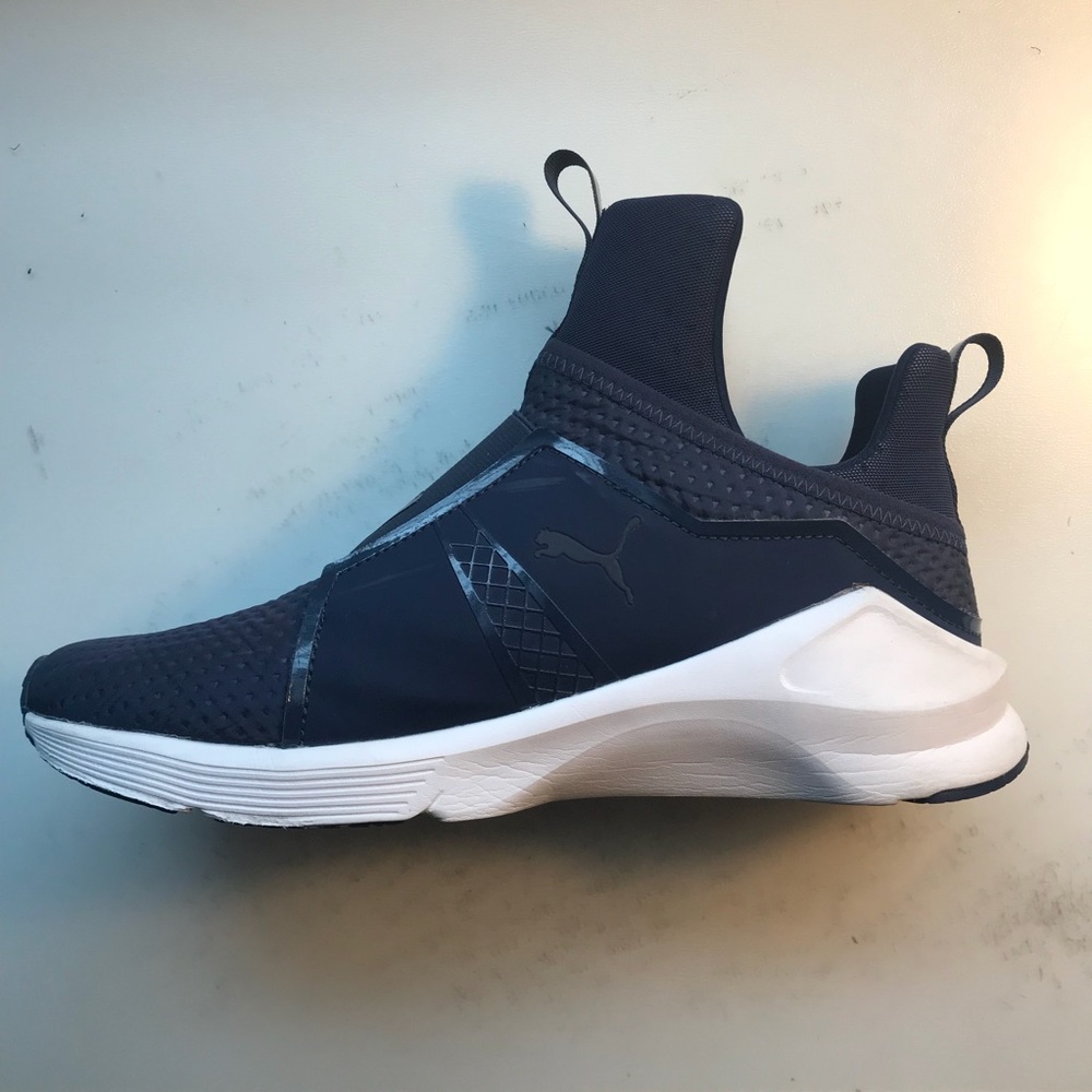 Puma Fierce Quilted Sneakers (Women’s Size 8)